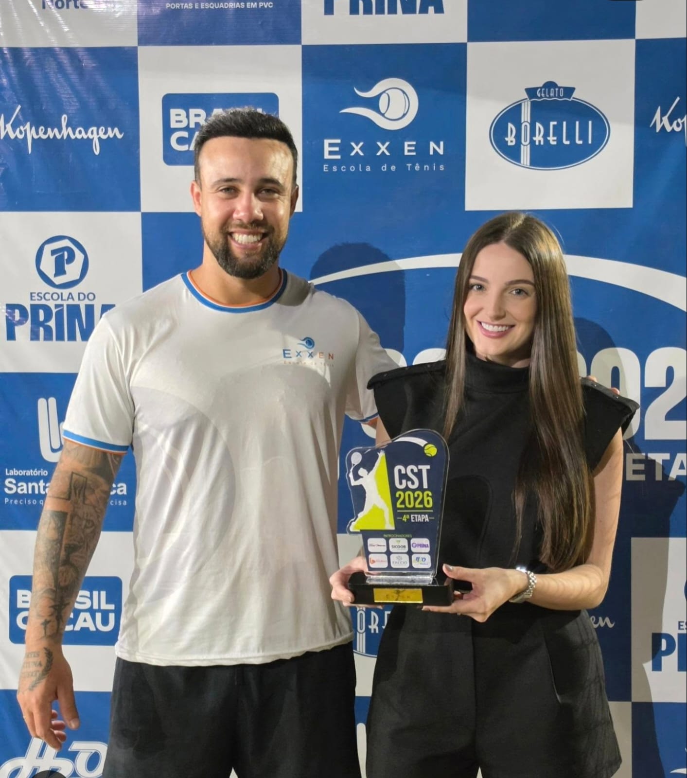 Aluno campeão em torneio de tênis