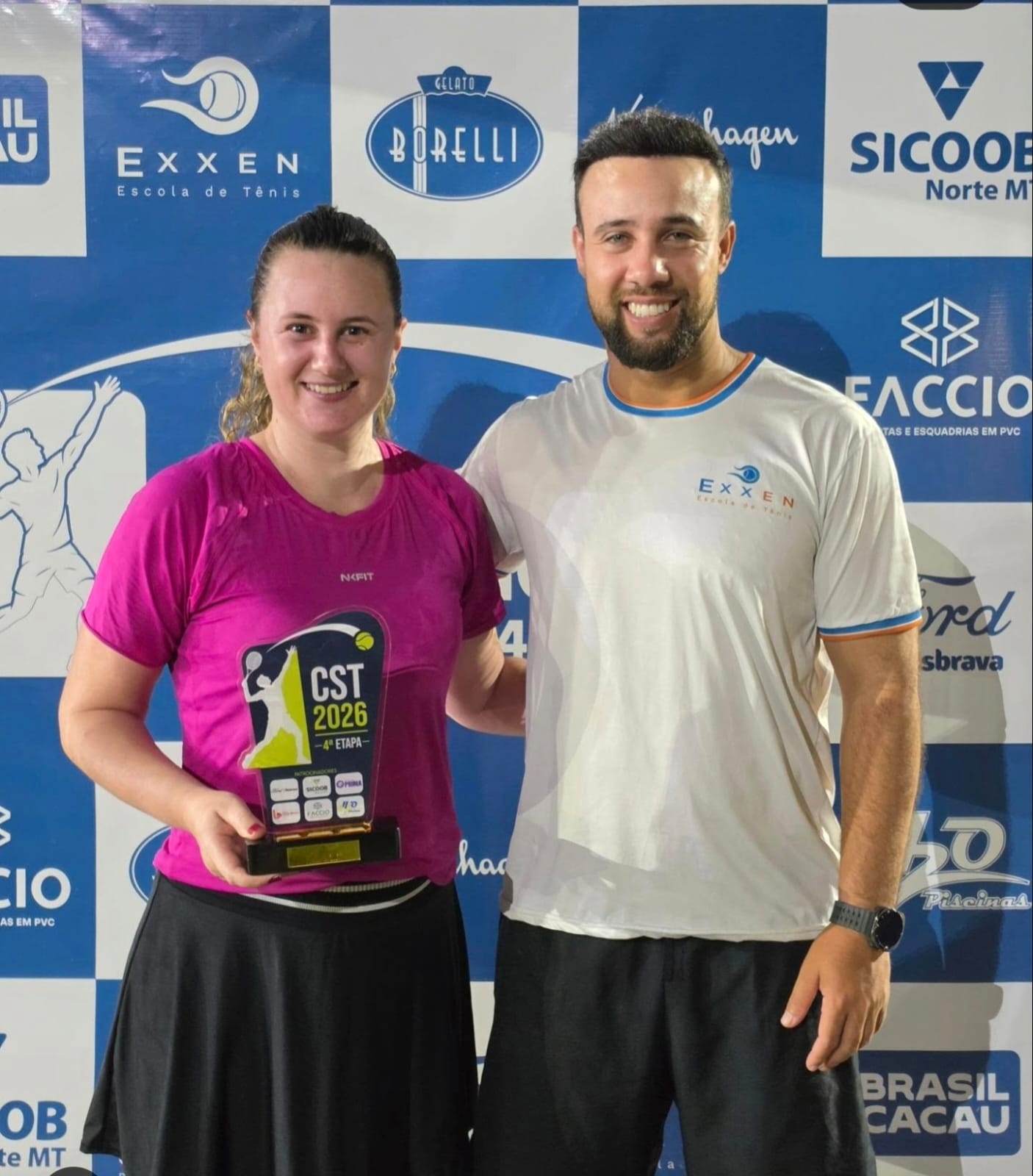 Aluno campeão em torneio de tênis